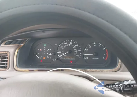 1998 Toyota Camry Le z USA, uszkodzony, nr VIN 4T1BG22K3WU290391